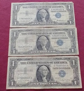 lot 43 image: (3) Silver Certificate $1 Notes