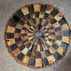 lot 11 image: Vintage Patchwork Leather and Cowhide Circular Are Rug  50 round