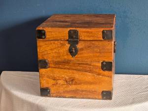 lot 92 image: Small Wooden Trunk Box - Iron Corner Brackets - Rustic Storage Chest