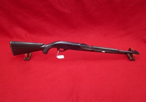 lot 68 image: Remington Arms Nylon 66 22LR Rifle
