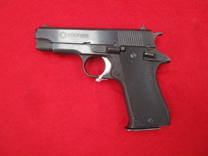 lot 75 image: Star BM 9mm Pistol