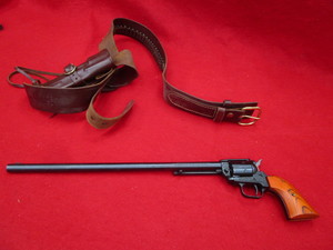 lot 8-B image: Heritage Rough Rider 22LR Revolver