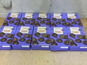 lot 257 image: LOT OF 10 Favorite Day Halloween Chocolate Pumpkin Face Sandwich Cremes with Orange Creme Filling