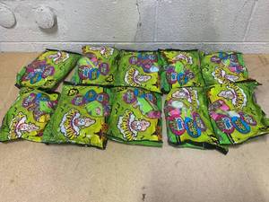 lot 261 image: LOT OF 10 Warheads 70pcs ea Candy