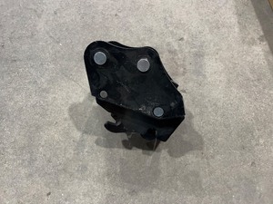 lot 6660 image: SDLANCH Mini Excavator Hydraulic Quick Change Attachment