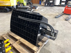 lot 6008 image: SDLANCH Mixing Bucket Attachment
