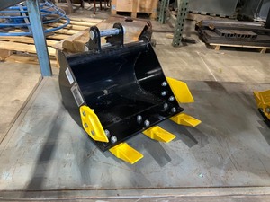 lot 6007 image: SDLANCH Mini Excavator 15 Bucket