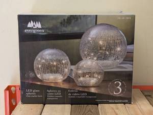 lot 18 image: EVERGREEN LED GLASS SPHERES 3PK
