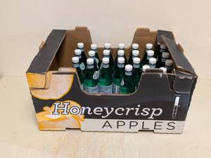 lot 60 image: NEW S. PELLEGRINO NATURAL MINERAL SPARKLING WATER 24PK