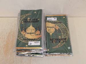 lot 148 image: (19) RAMADAN PARTY FAVORS 3PK