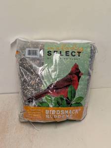 lot 90 image: NEW MELODY SELECT BY MORNING SONG BIRD SNACK SUPREME 30LBS BAG