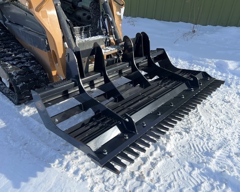 lot 4099 image: Wolverine Skid Steer ScraperLeveler Attachment (LL-12-78W)