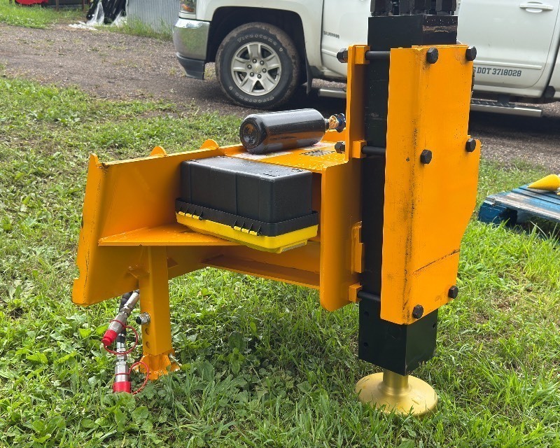 lot 4646 image: FUTURE Pile Hammer (FT-AD680)