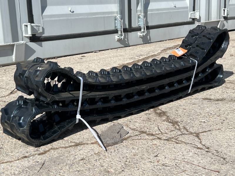 lot 6012 image: FUTURE Mini Excavator Rubber Track
