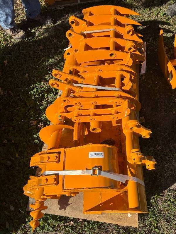 lot 6481 image: FUTURE CAT 301 Excavator Attachments, Qty 8