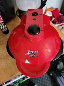 lot 33 image: Xpress Redi Set GO Table-Top GrillOven and Roaster