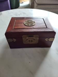 lot 101 image: Chinese-Style Hardwood Jewelry Box with Brass Clasp, Medallion & Red Fabric Interior