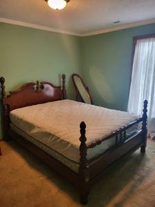 lot 183 image: Four-Poster Bed in Dark Wood with Carved Finials