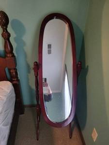 lot 184 image: Mirror - Burgundy Wood Full-Length Oval Standing Mirror