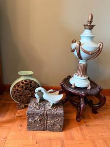 lot 64 image: Ornate Decorative Vase, Sculpture & Urn Set with plant stand