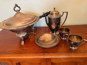 lot 74 image: Vintage Silver-Plated Tea and Serving Set with Chafing Dish