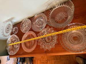 lot 81 image: Vintage Glass Serving Dishes Lot - Bowls & Platters Collection