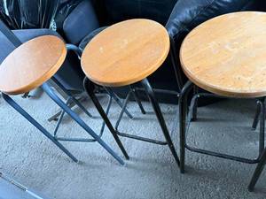 lot 245 image: Set of 3 Wooden Bar Stools with Metal Frames