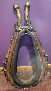 lot 1 image: Vintage Leather Horse Harness with Brass Fittings and Padded Neck Collar