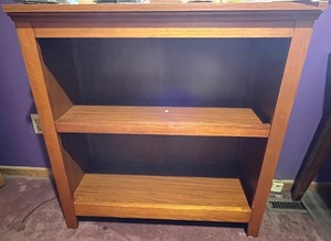 lot 16 image: Bookcase - Oak Finish 3-Shelf - 32 in W x 33 in H