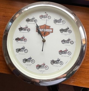 lot 20 image: Harley-Davidson Motorcycle Clock - 12 in Chrome Bezel Wall Clock