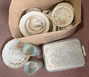 lot 28 image: Floral china dinnerware set - Cups, saucers & plates & metal baking pans