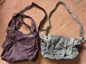 lot 55 image: Angel Kiss Purple Leather Handbag & Gray Textured Satchel