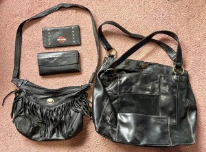lot 56 image: Nine West Fringe Leather Hobo Bag - Black Tote with Wallets & Harley-Davidson Card Holder