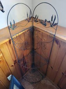 lot 182 image: Wrought Iron Corner Plant Stand - Arch Top with Leaf Motifs, 2-Tier