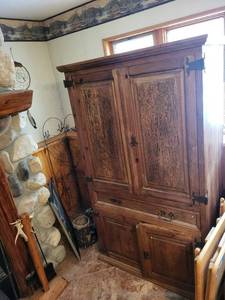 lot 183 image: Antique Rustic Pine Armoire Cabinet - 42 in W x 23 in D x 71 in H