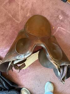 lot 84 image: English Saddle - Brown Leather, DressageAll-Purpose