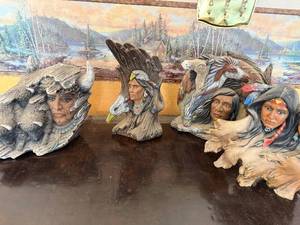 lot 343 image: Native American Busts Totem Set (Lot of 4) - Hand-Painted Resin Sculptures