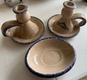 lot 261 image: Dining Room - KOOMCO CHINA Ceramic Candle Holder Set - Blue Rim Leaf Motif, 3-Piece