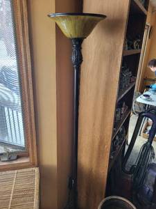 lot 288 image: tall Floor Lamp