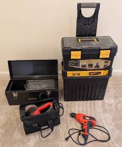 lot 203 image: LL - Black & Decker Mega Mouse Sander, Craftsman Toolbox & Mobile Work Center - Assorted Tools