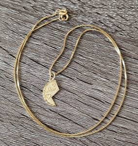 lot 15A image: K - 14K Gold Box Chain Necklace - Mom Heart Pendant