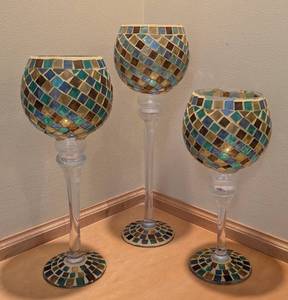 lot 70 image: UL - Set of Three Decorative Mosaic Glass Candleholders