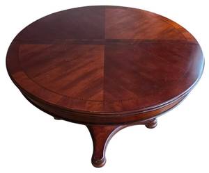 lot 2K image: DR - Gorgeous Dining Table with Leaf