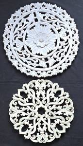 lot 40K image: LR - Round Distressed Wood Wall Hangings - Sage Green 19.5-in diameter & Gray 23.5-in diameter (Lot of 2)