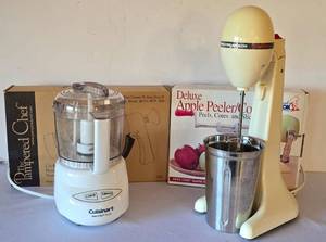 lot 89K image: K - Cuisinart Mini-Prep Plus, Hamilton Beach Malt Maker, Pampered Chef Cookie Press, Apple PeelerCorer