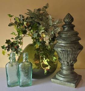 lot 98K image: K - Stylish and Elegant Home Decor Selection