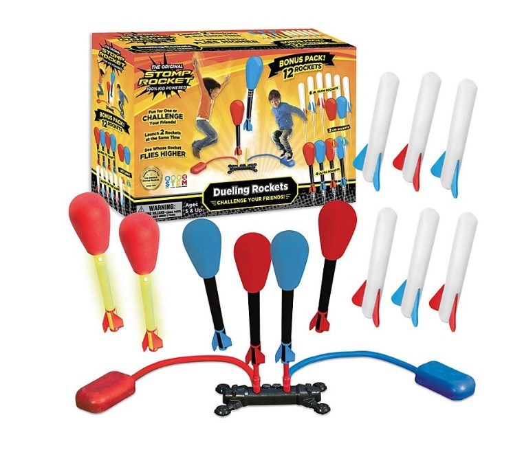 lot 371 image: NEW The Original Stomp Rocket Dueling Bonus Pack, 12 Rockets
