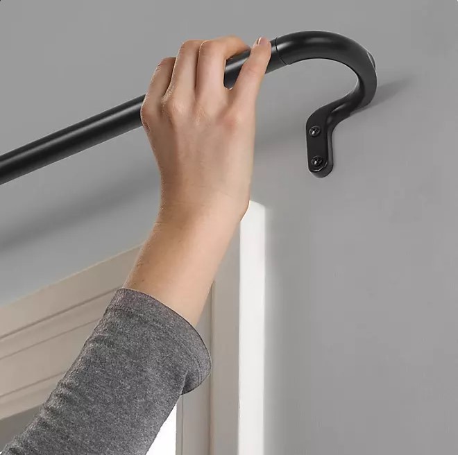 lot 422 image: NEW ULoft Blackout Curtain Rod, 60 to 120 - Matte Black