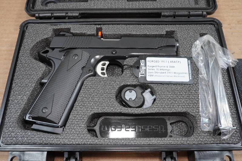 lot 5634 image: NEW Tisas 1911 Carry .45 ACP Semi-Auto Pistol - 2 Magazines