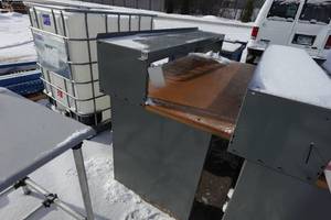 lot 419 image: Heavy Duty Workstation